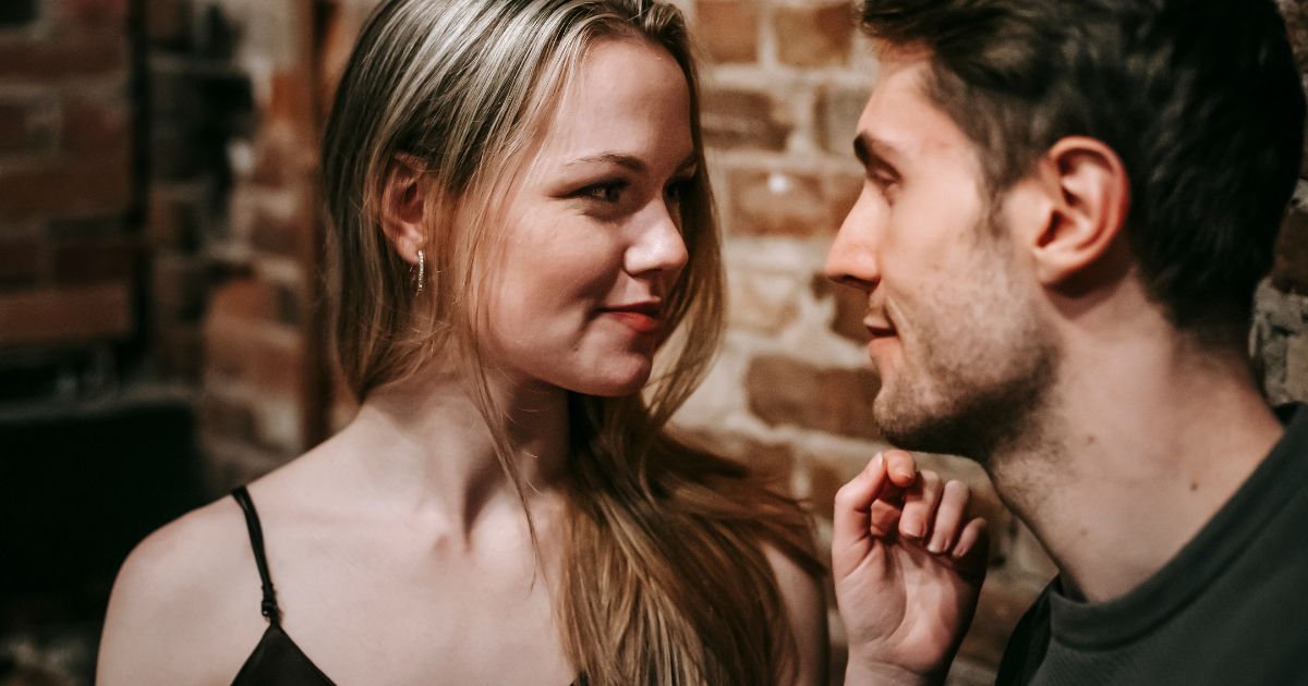 6 Amazing PushPull Attraction Techniques That Work